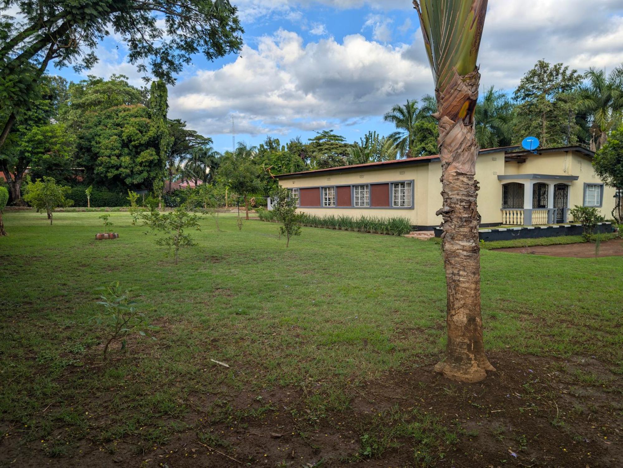 Dans Place Moshi Exterior photo
